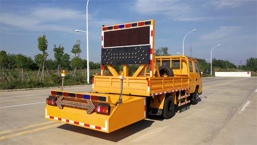 牵引车卡车货车 出口非洲 南非公司:沧州盛世伟业汽车附件全